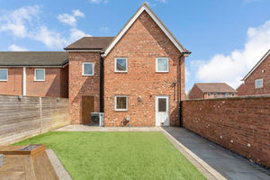 Photo 32- click for photo gallery